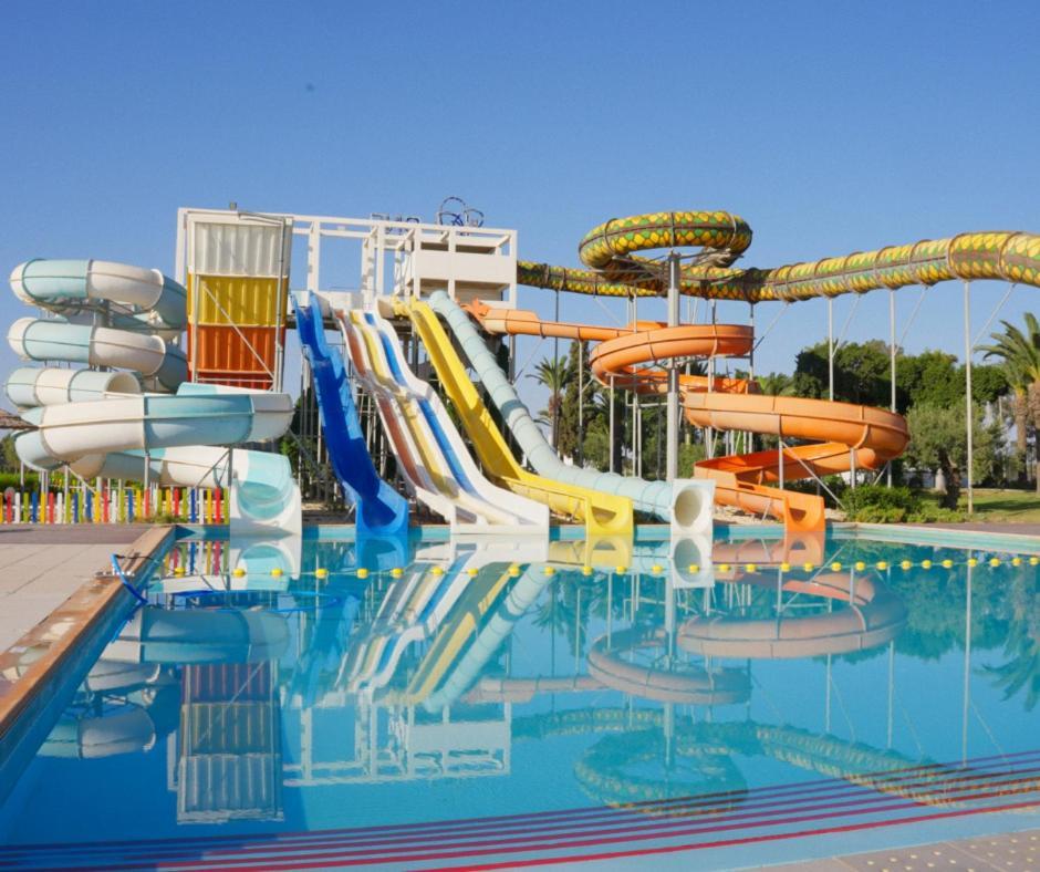 One Resort Aqua Park Монастір Екстер'єр фото